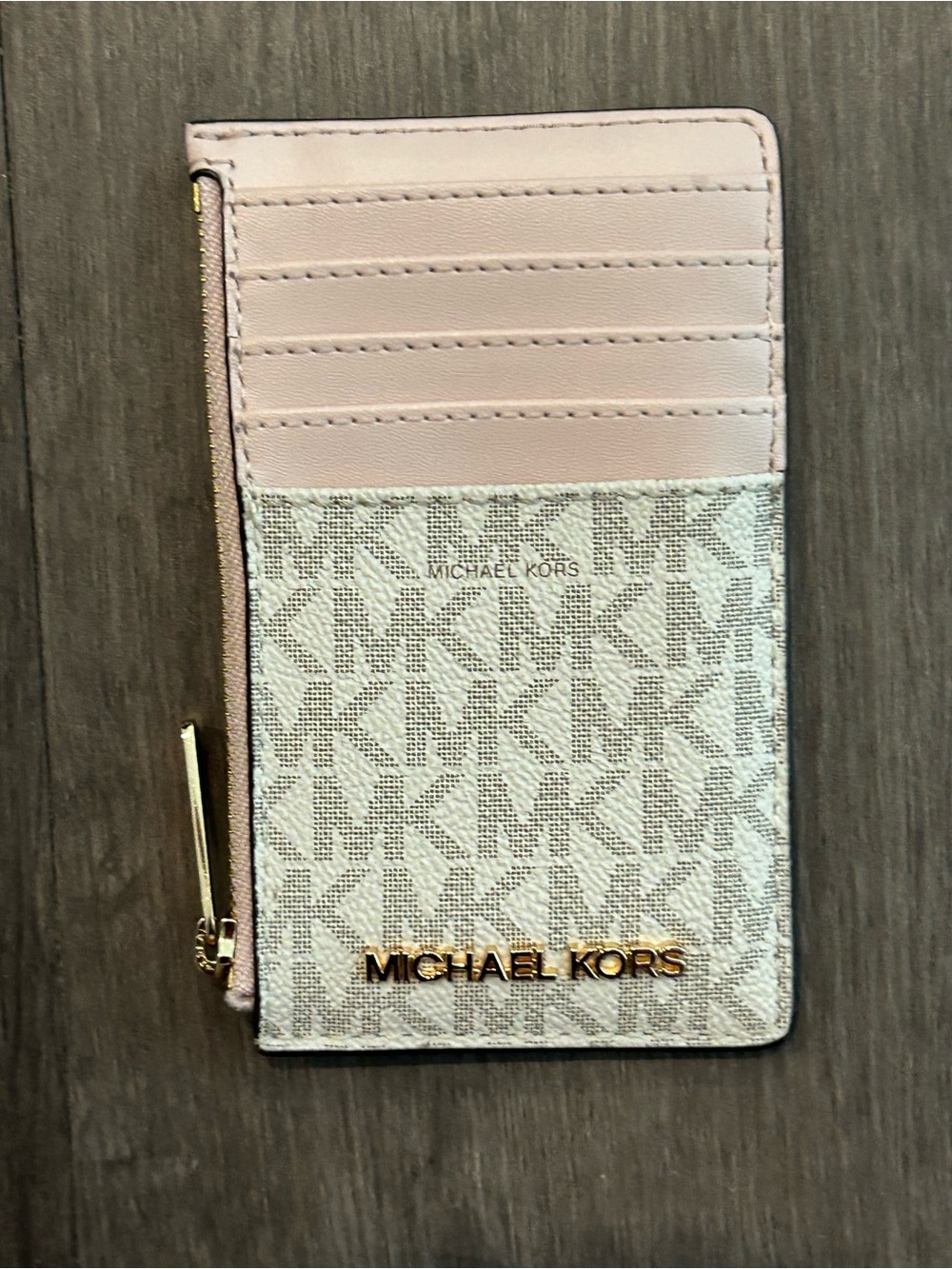 MICHAEL KORS Pink and Cream Signature Cardholder with Gold Logo